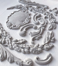 Load image into Gallery viewer, Olive Crest IOD Decor Mould