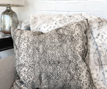 Load image into Gallery viewer, Serpentine IOD Decor Stamp *Retired*