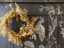 Load image into Gallery viewer, Grisaille Toile IOD Paint Inlay